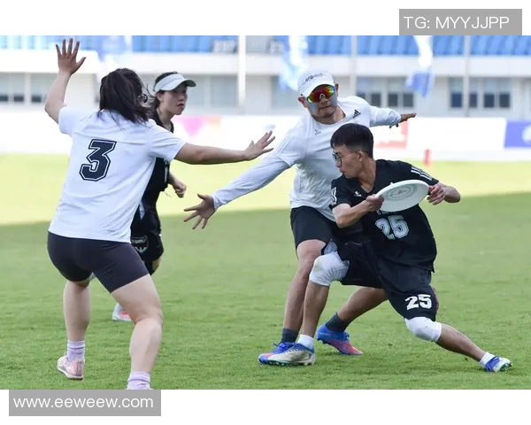 武汉飞盘队荣登全国飞盘配合排行榜第三名展现团队实力与风采
